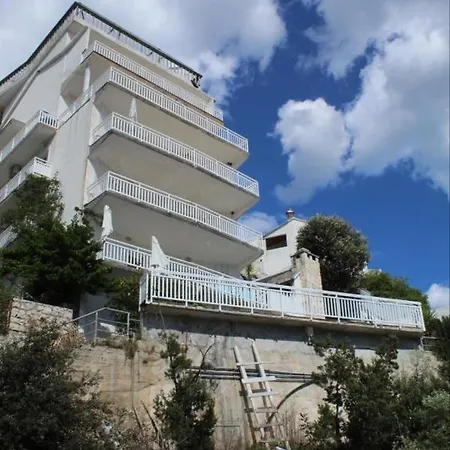Apartament Barun Vinišće