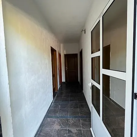 Barun Apartament *