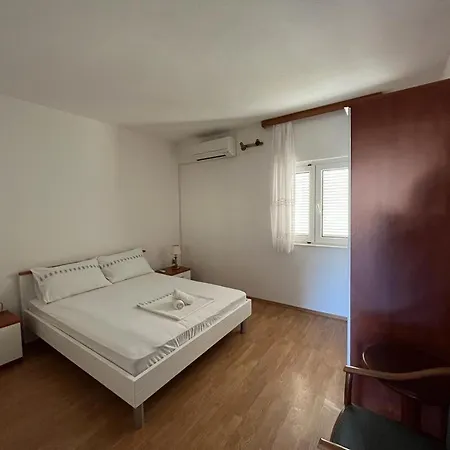 Apartament Barun Vinišće